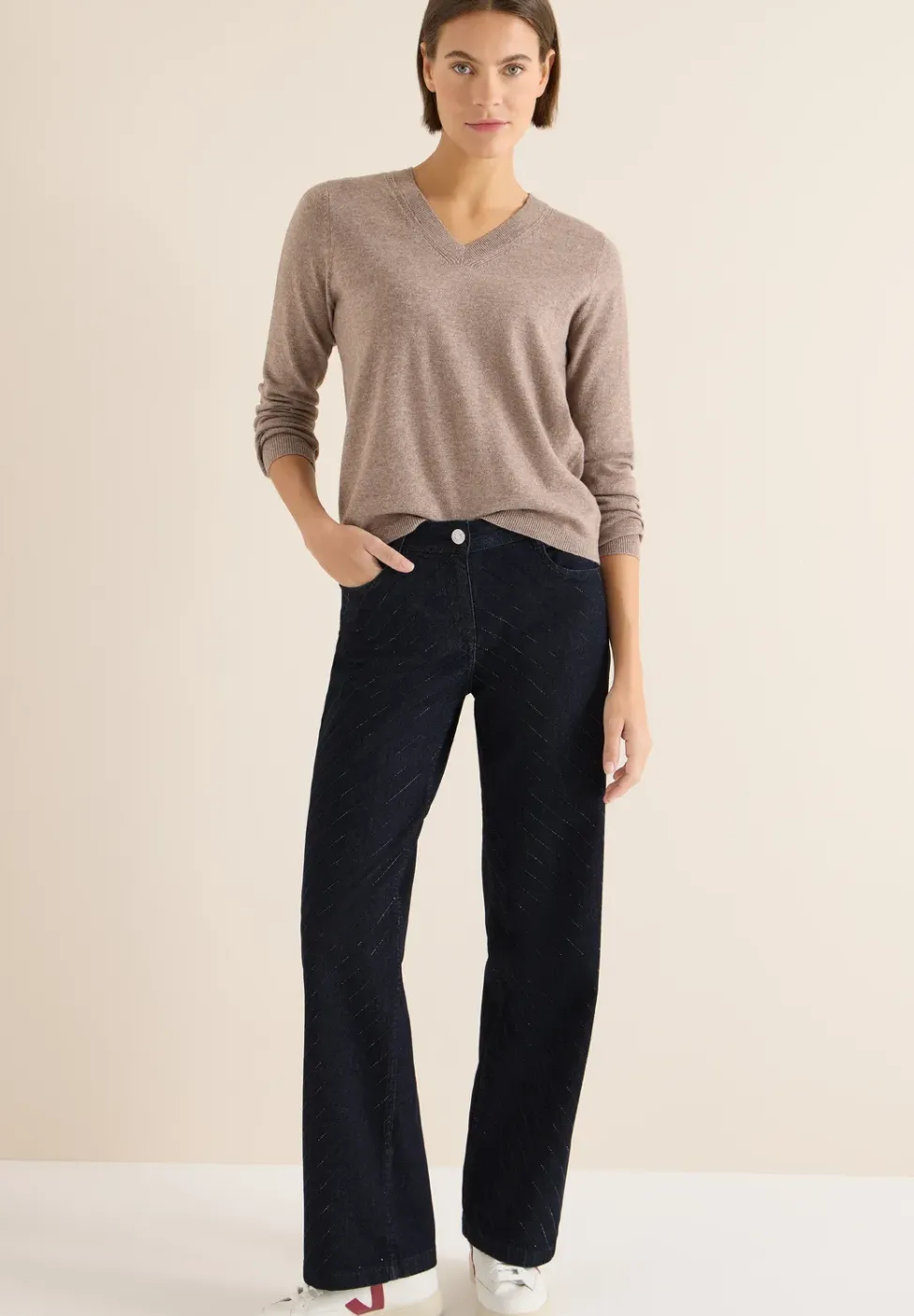 Jeans mit Schmucksteinen
