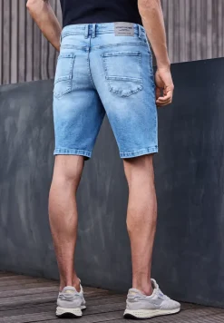 Jeansshorts im Regular Fit