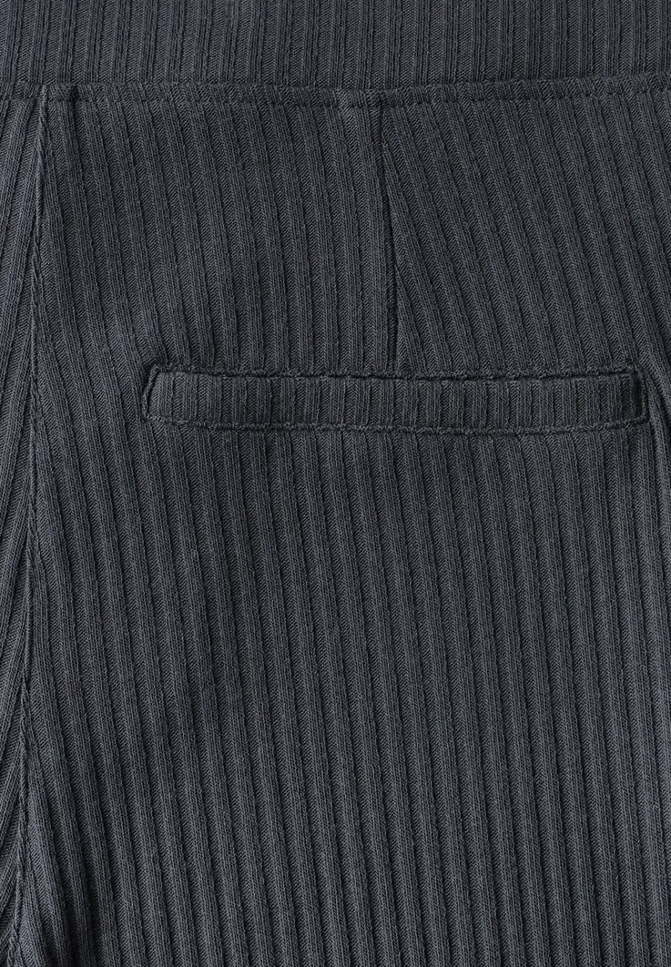 Jersey-Hose mit Rippstruktur