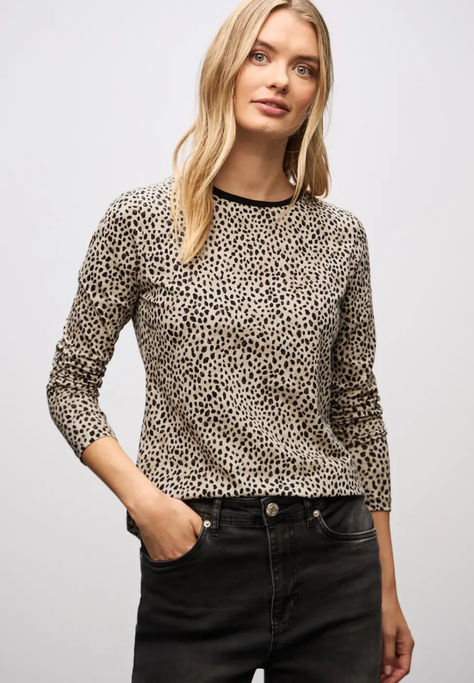 Jersey-Shirt im Leo-Look