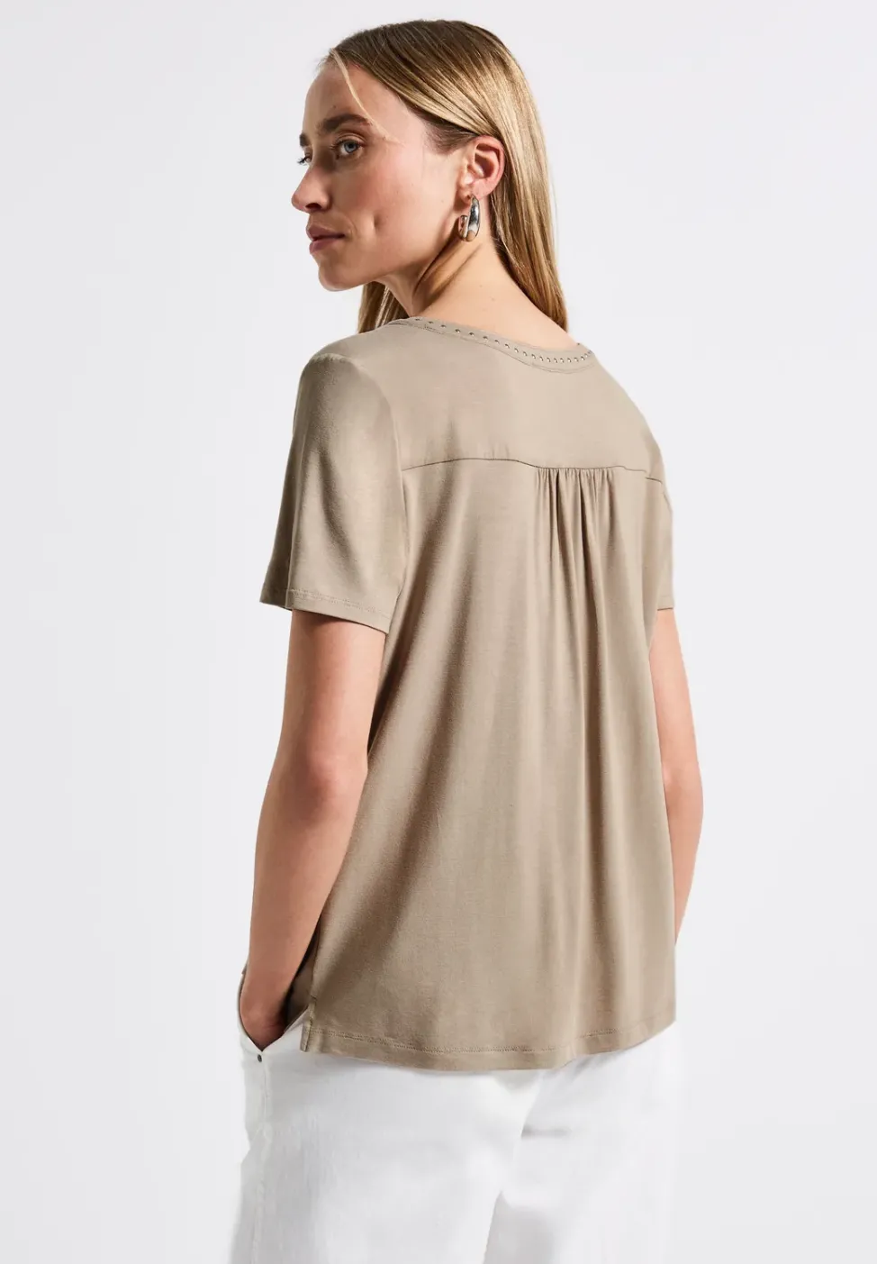 Jersey-Shirt mit Nieten