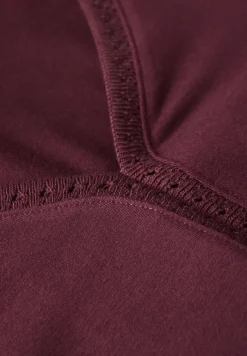 Jersey-Top mit Häkeldetails