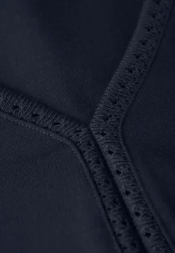 Jersey-Top mit Häkeldetails