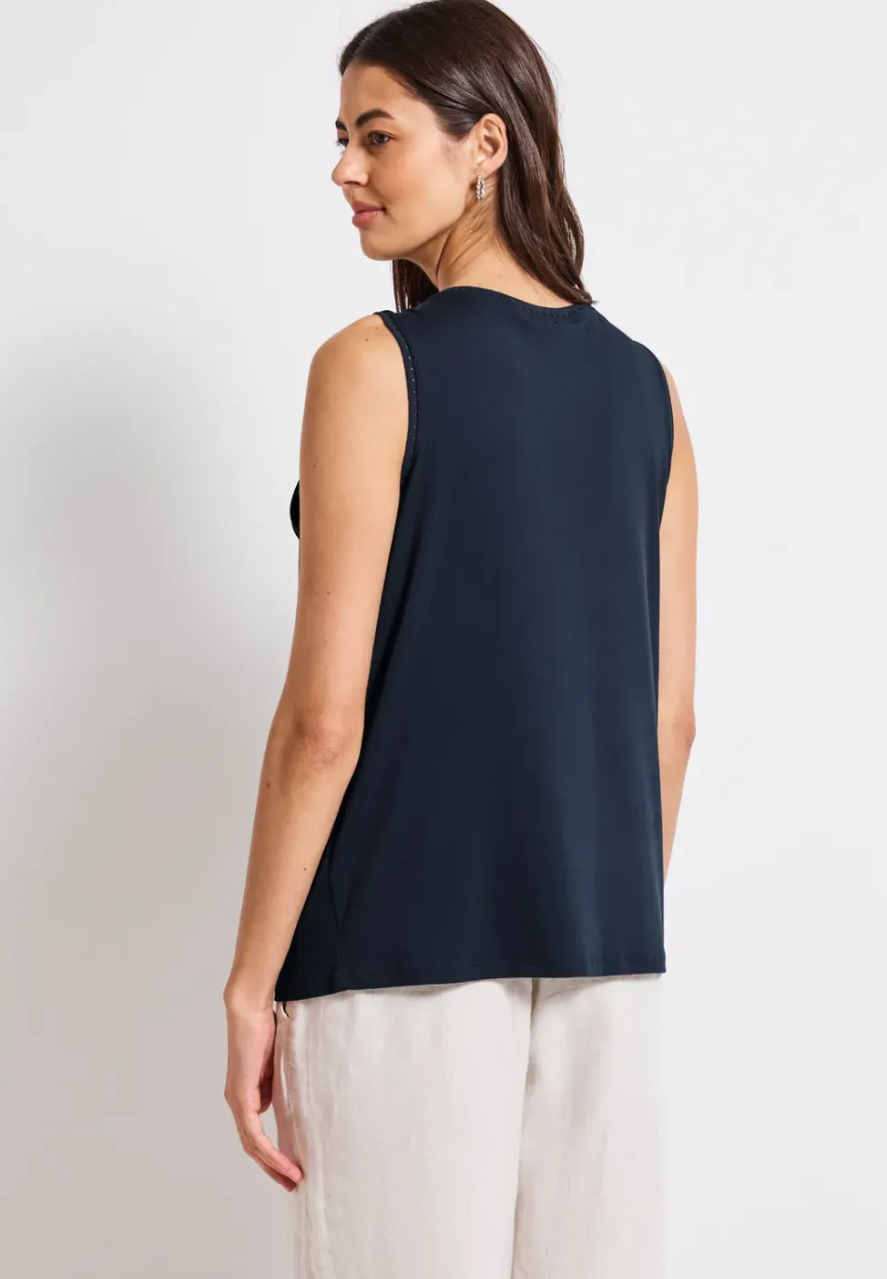 Jersey-Top mit Häkeldetails