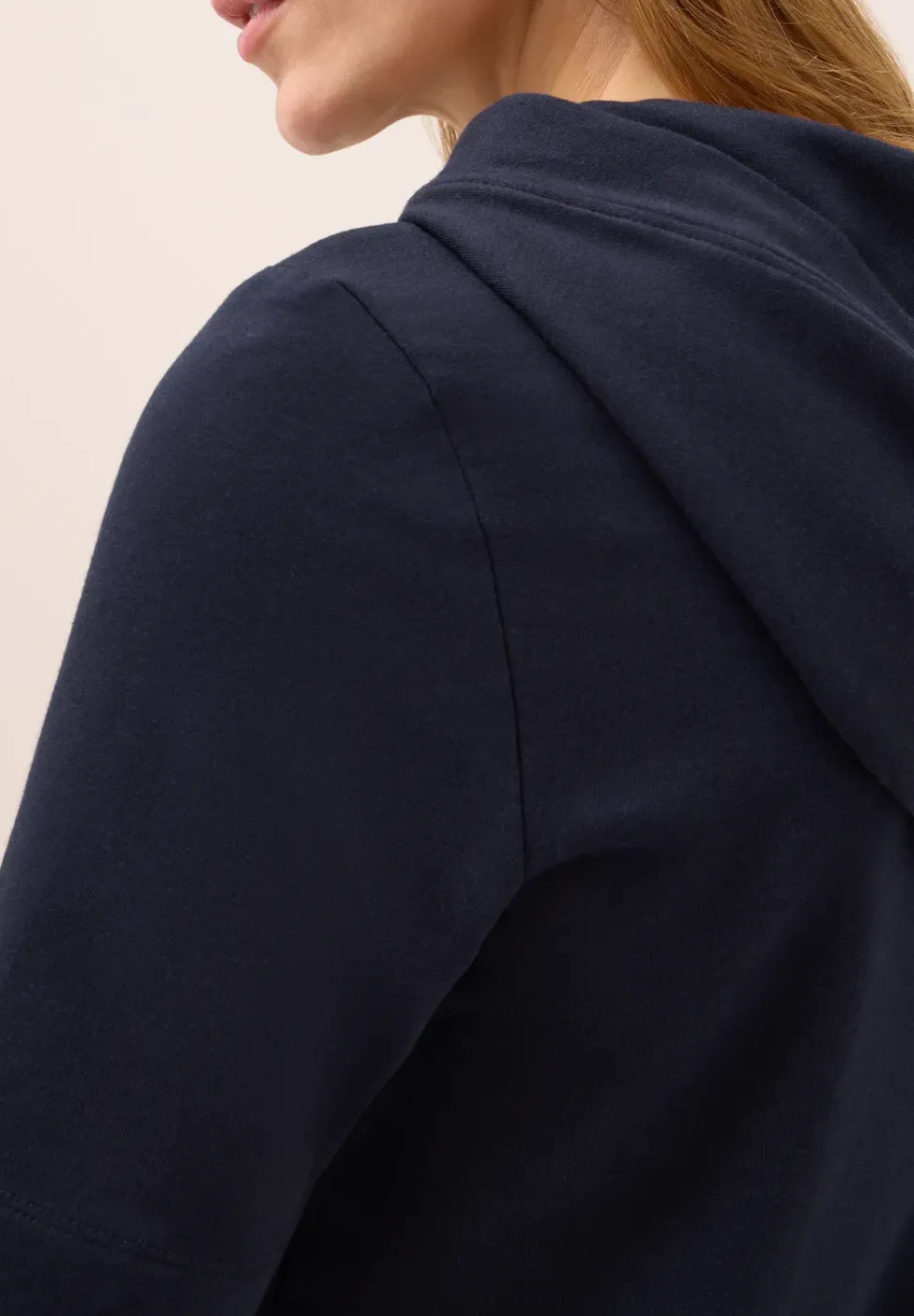 Kapuzenshirt mit Wording