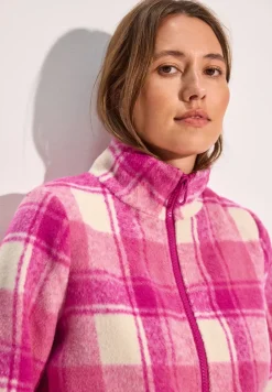 Karierte Jacke