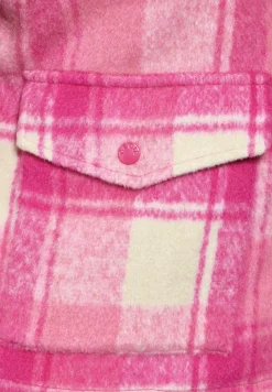 Karierte Jacke