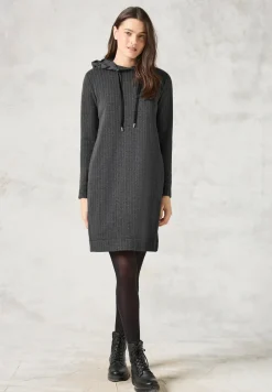 Kleid im Nadelstreifen-Look