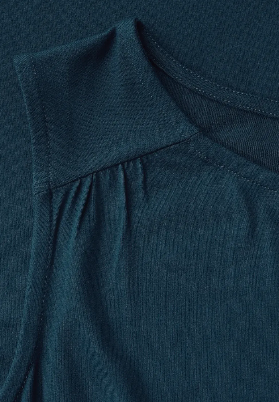 Kleid in Unifarbe
