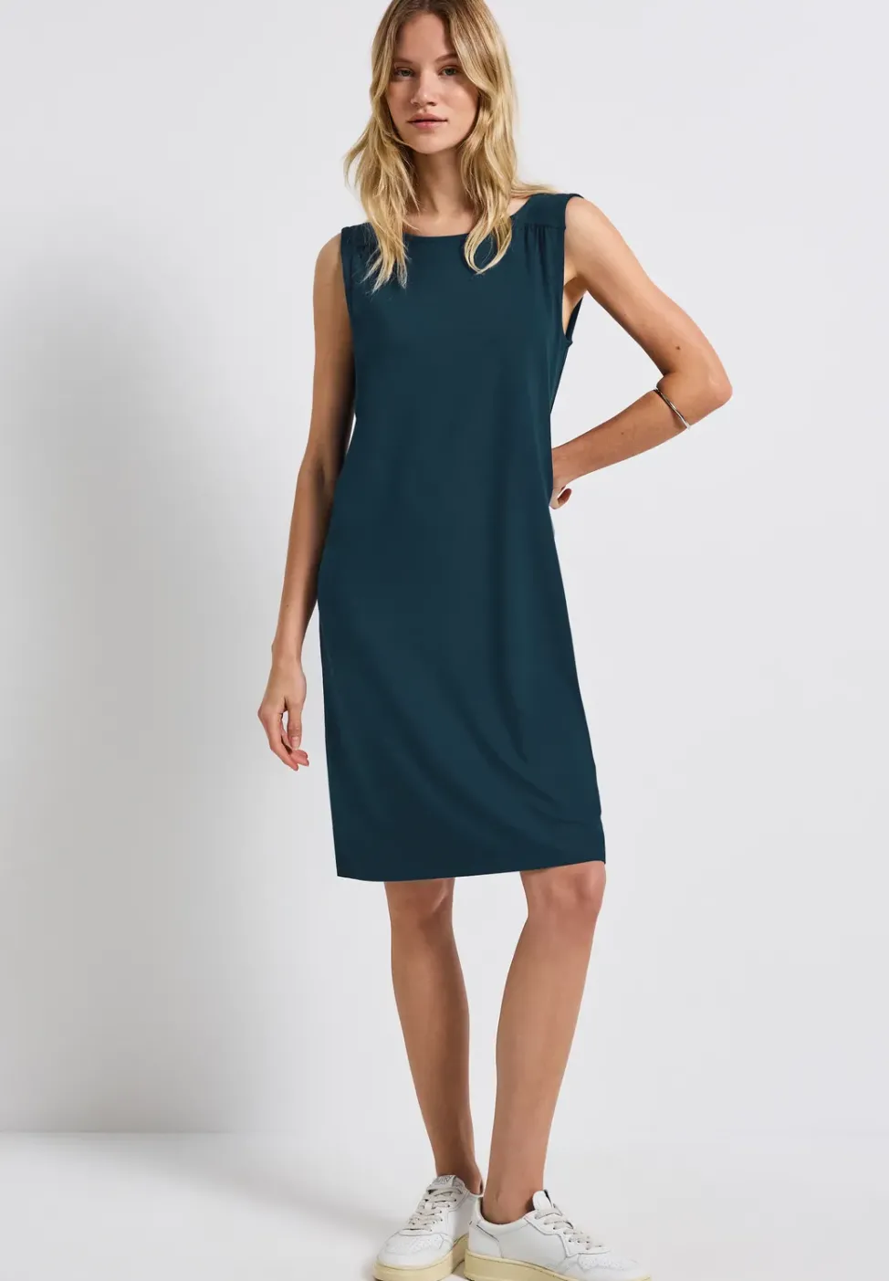 Kleid in Unifarbe