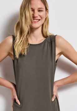 Kleid in Unifarbe