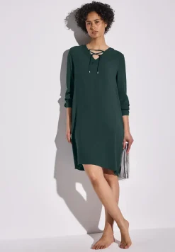 Kleid in Unifarbe