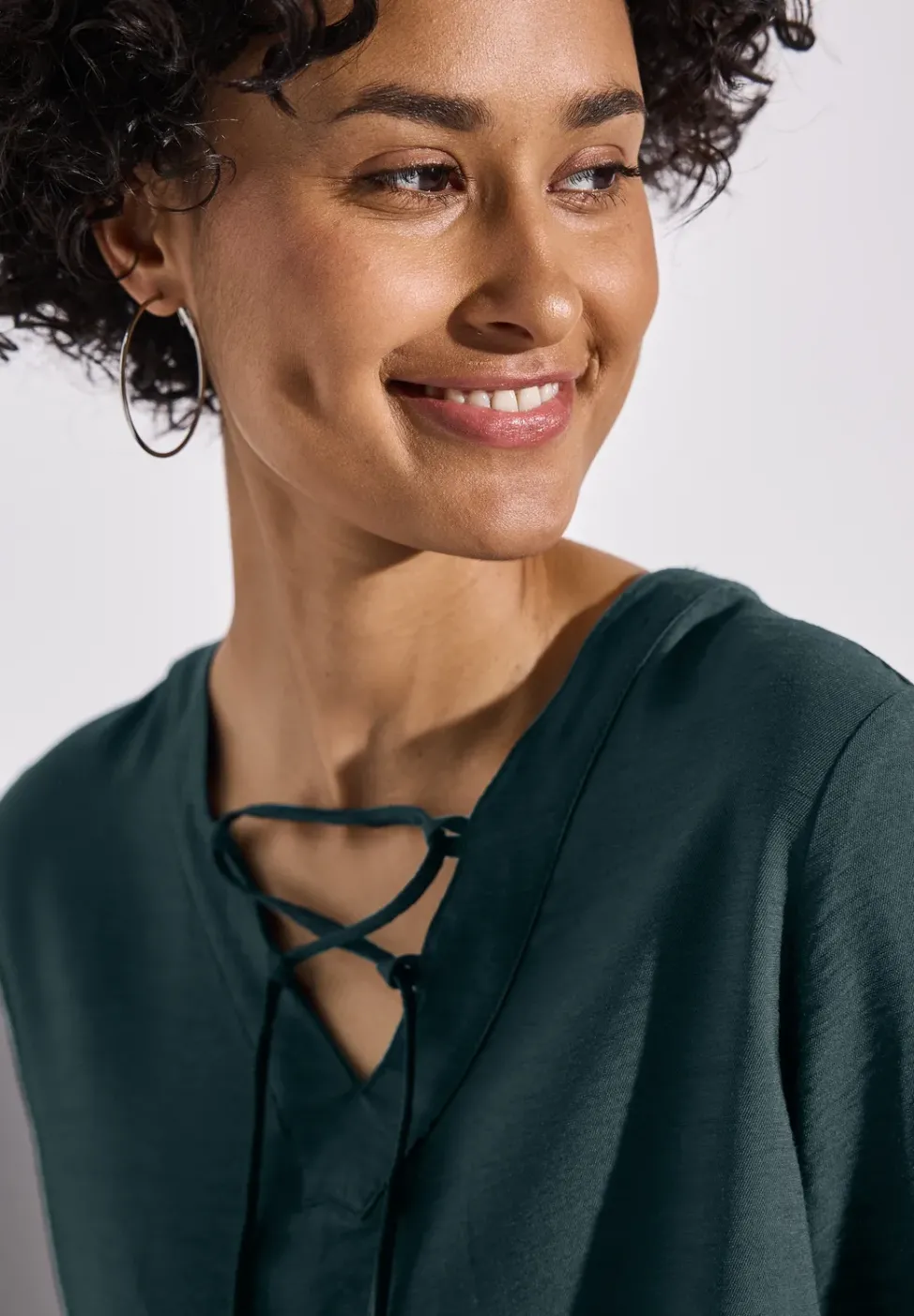 Kleid in Unifarbe