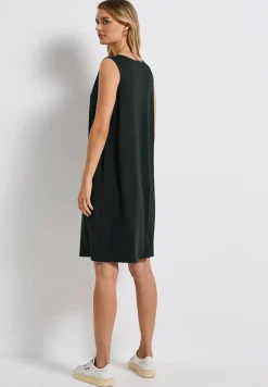 Kleid in Unifarbe