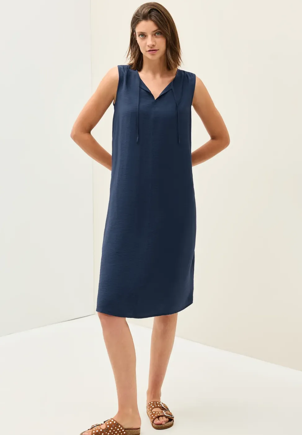 Kleid in Unifarbe