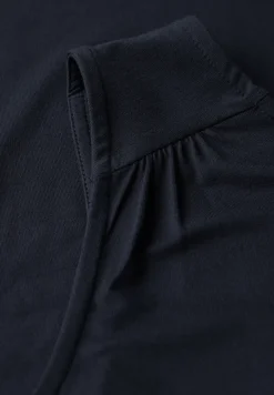 Kleid in Unifarbe