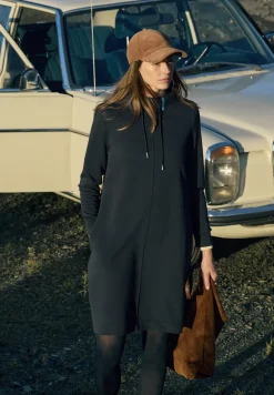Kleid in Unifarbe