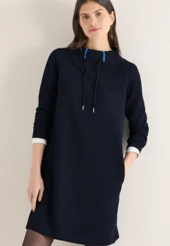 Kleid in Unifarbe