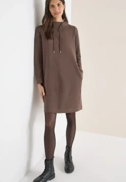 Kleid in Unifarbe