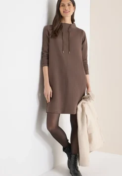 Kleid in Unifarbe