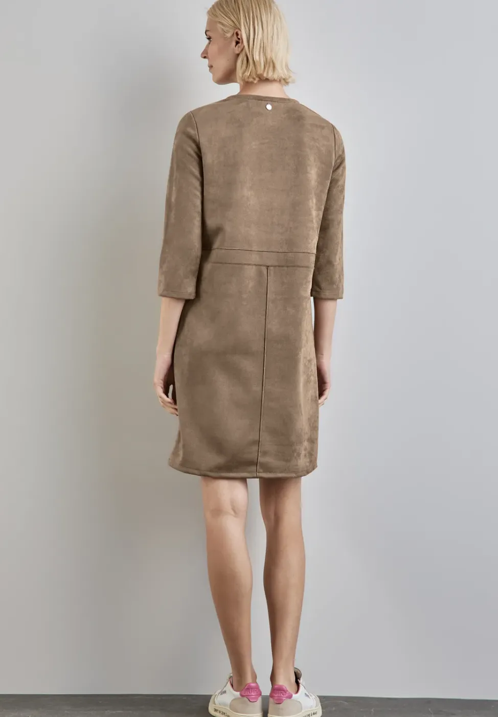 Kleid in Velours-Optik
