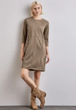 Kleid in Velours-Optik