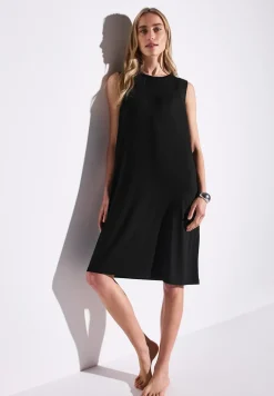 Kleid mit Chiffon-Detail
