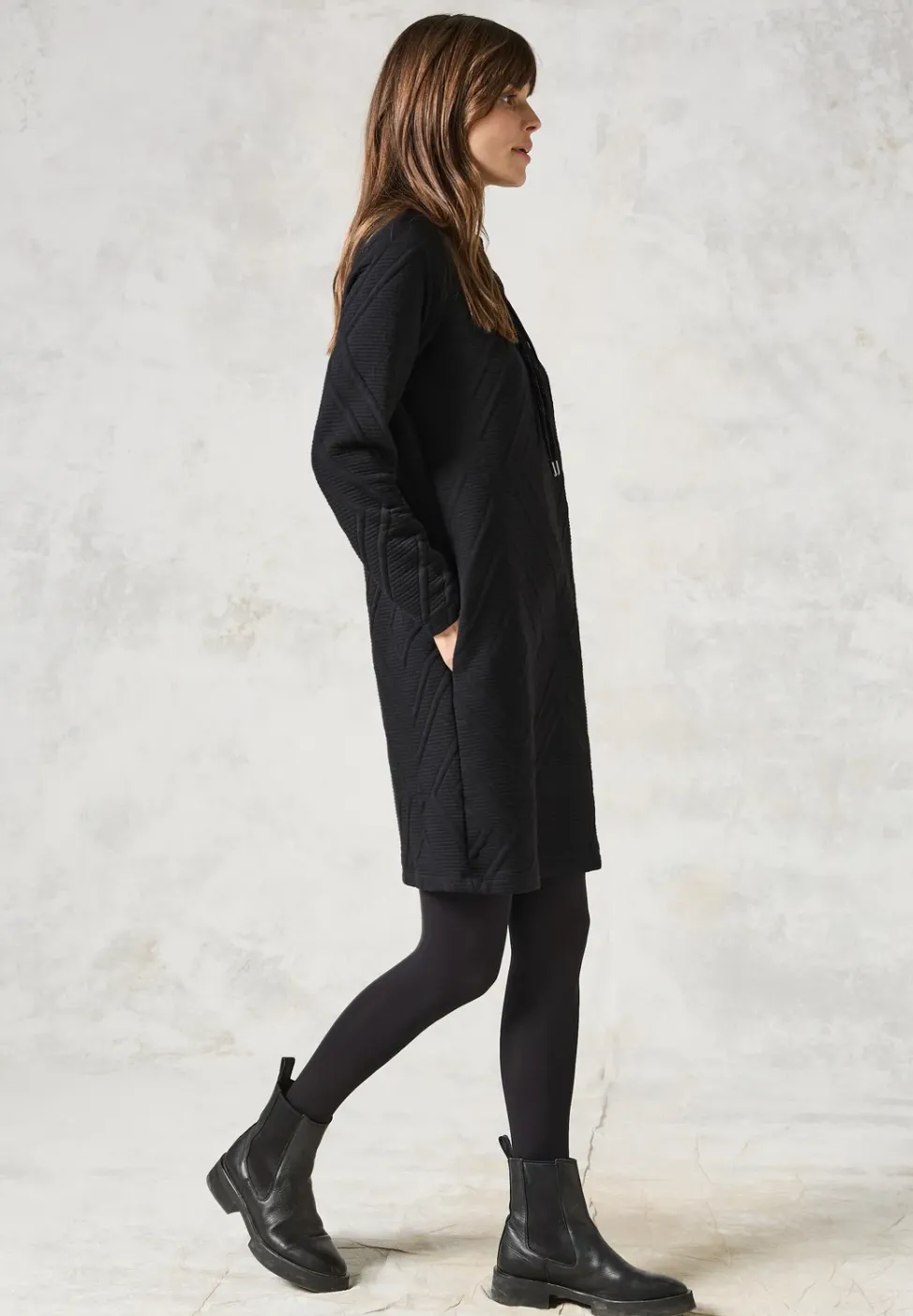 Kleid mit 3D-Strukturmuster