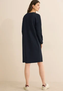 Kleid mit Knopfdetail