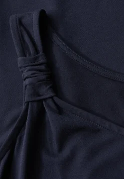 Kleid mit Knotendetail