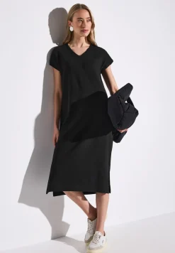 Kleid mit Rippstruktur