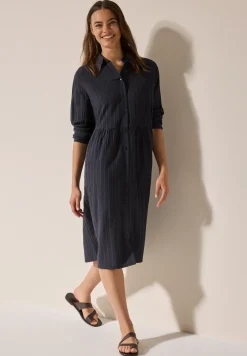 Kleid mit Streifen-Struktur