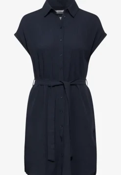 Kleid mit Struktur