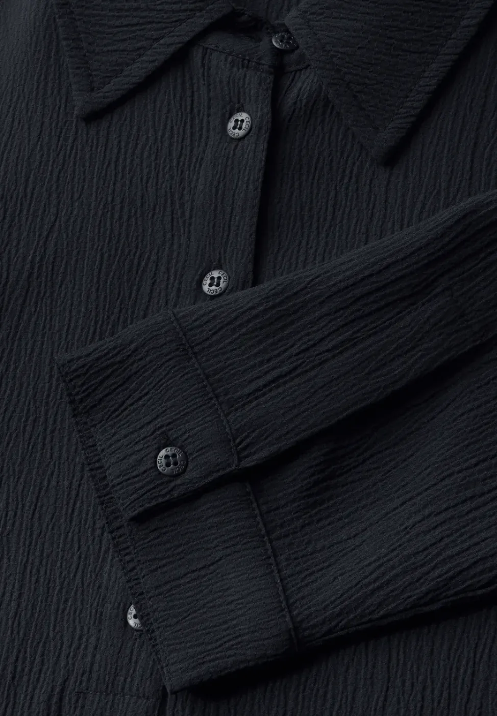 Kleid mit Struktur