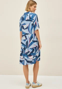 Kleid mit Volants