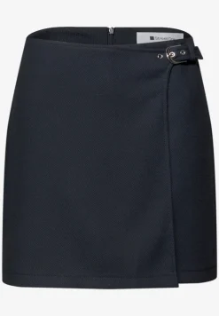 Knielanger Skort mit Schnalle