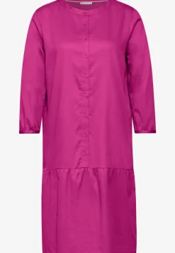 Knielanges Kleid