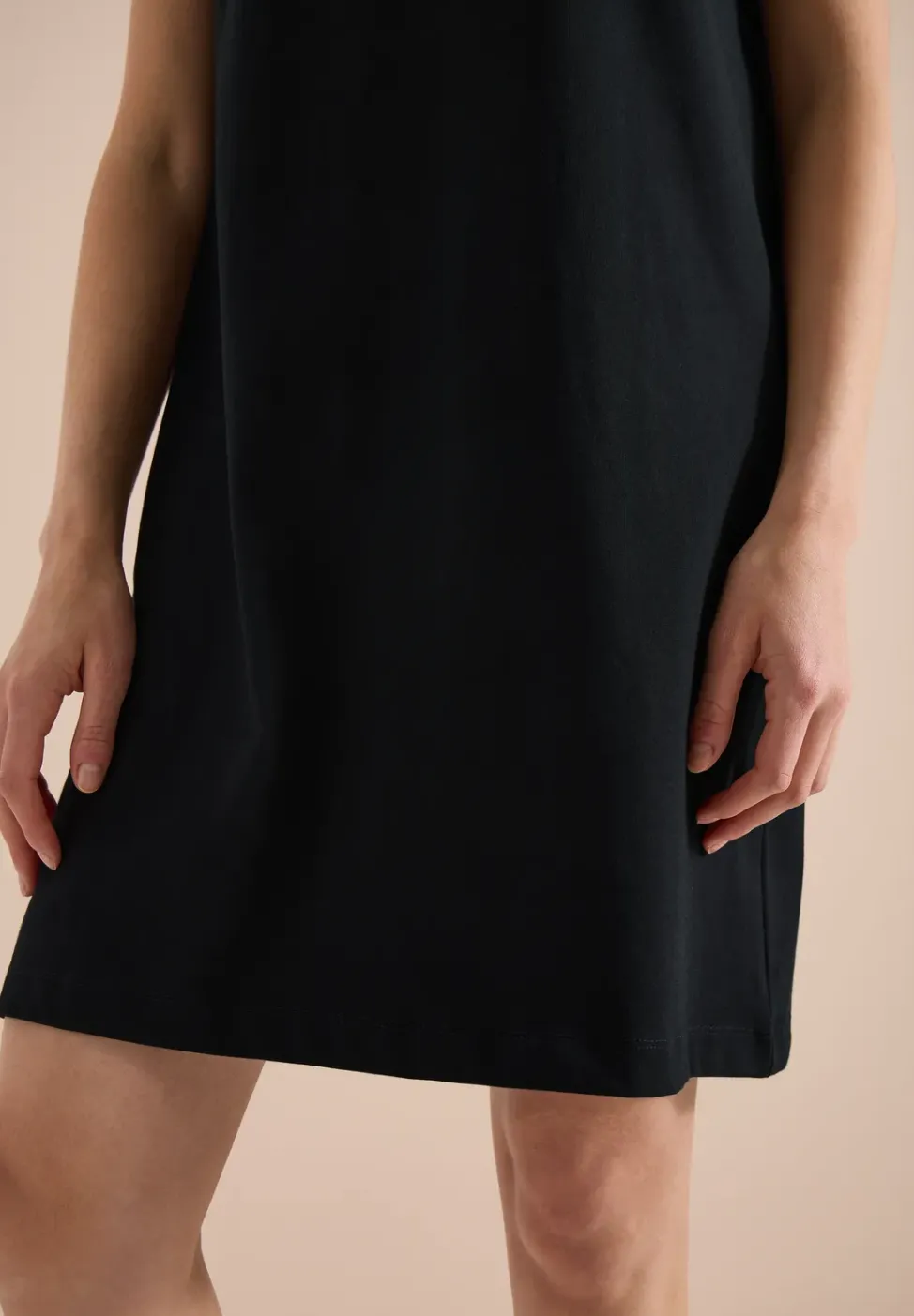 Knielanges Kleid aus Jersey
