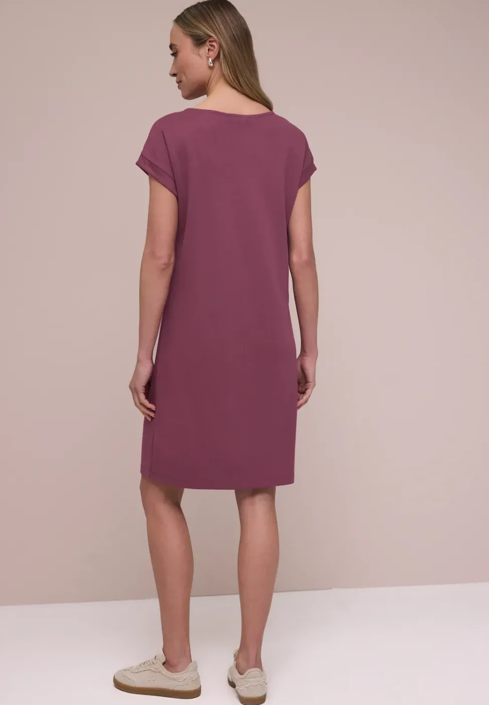 Knielanges Kleid aus Jersey