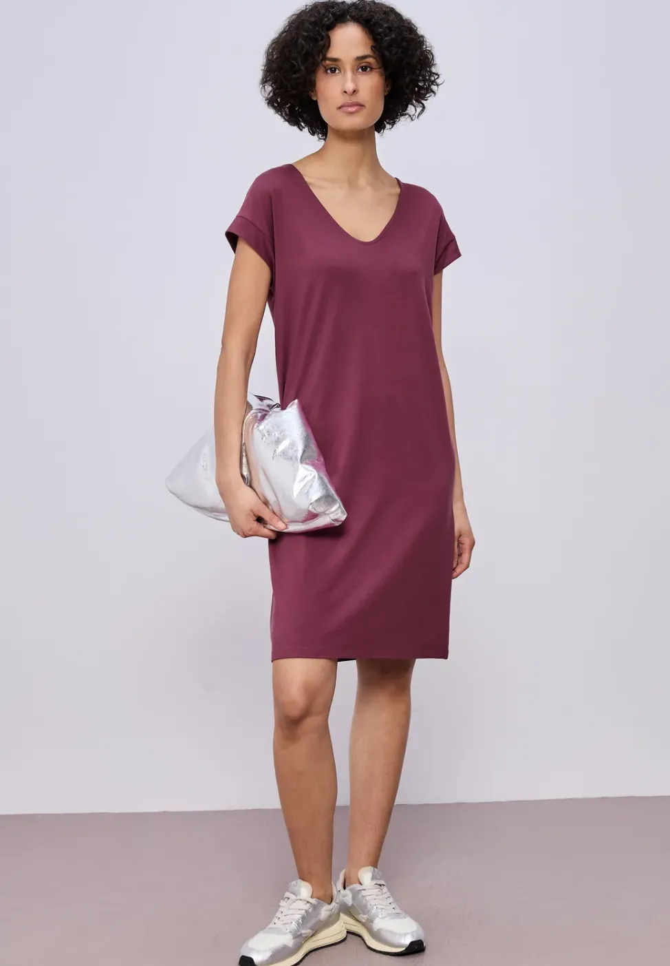 Knielanges Kleid aus Jersey