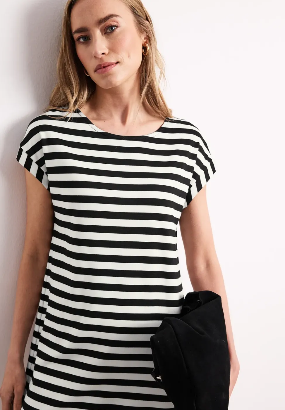 Knielanges Kleid aus Jersey mit Streifen