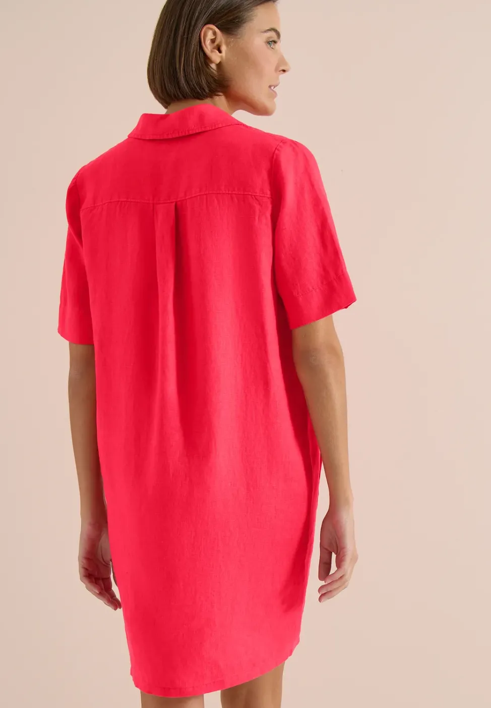 Knielanges Kleid aus reinem Leinen