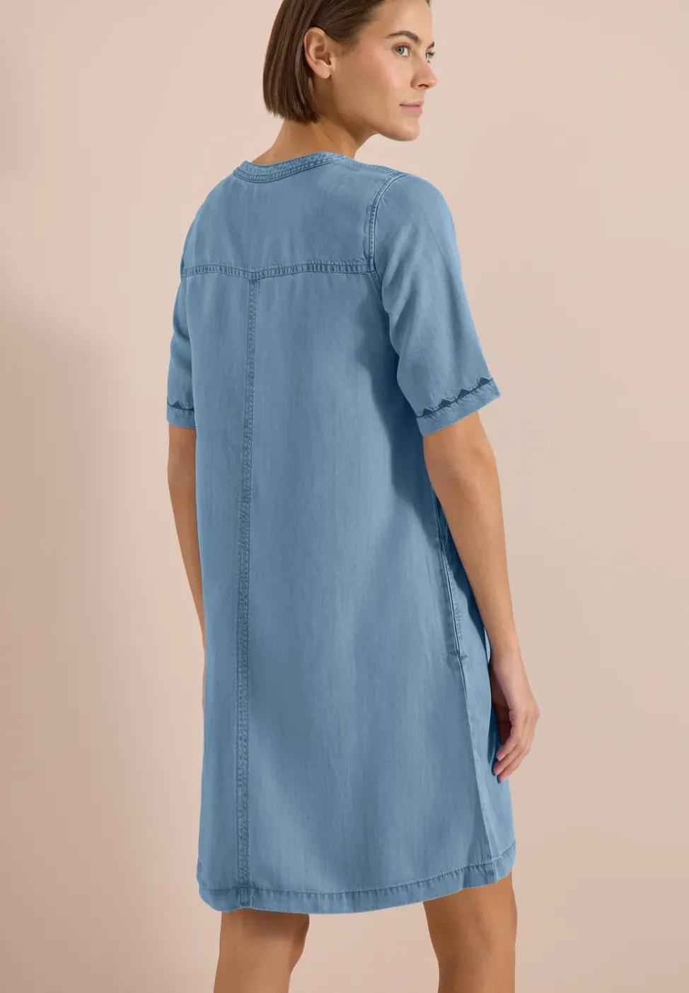 Knielanges Kleid im Denim-Look