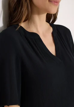 Knielanges Kleid in Crepe-Struktur