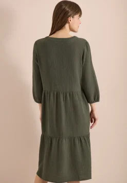 Knielanges Kleid in Musselinqualität