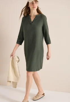 Knielanges Kleid in Musselin-Qualität