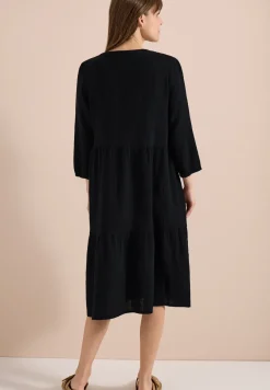 Knielanges Kleid in Musselinqualität