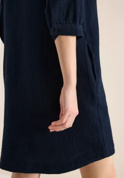 Knielanges Kleid in Musselin-Qualität