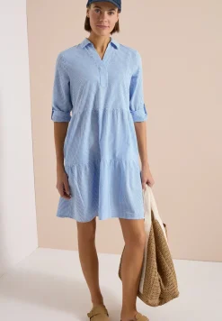 Knielanges Kleid in Seersuckerqualität