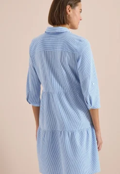 Knielanges Kleid in Seersuckerqualität